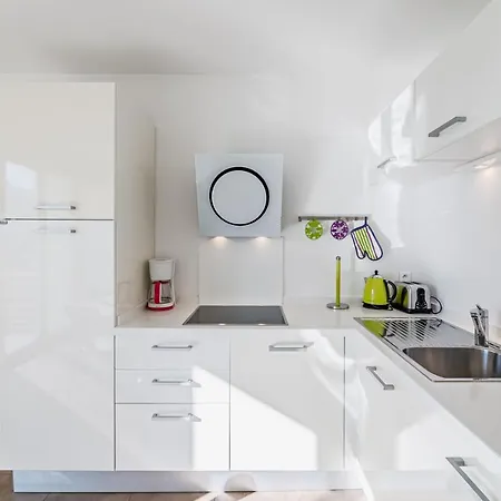 Indigo Apartment *