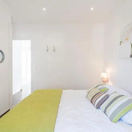 Apartment Indigo